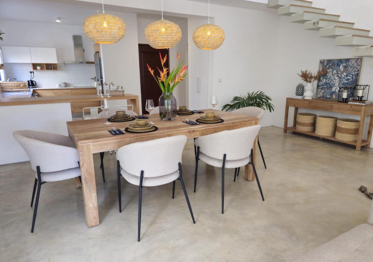 Modern Villa In Grand Bay - Short Walk To Beach Luaran gambar